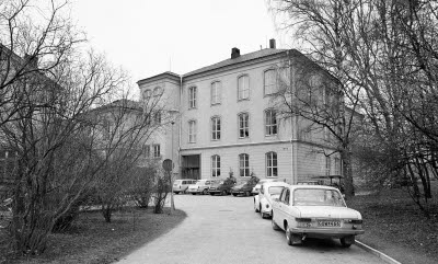 Stadsbiblioteket Slottsvägen kv Valnötsträdet 1975