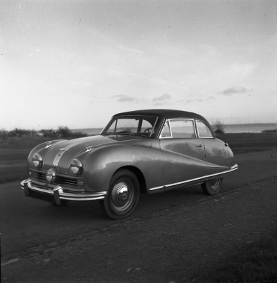 Fredriksdahls Bil AB  Austin 16/11 1950