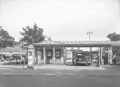 Esso bensinstation vid Floras kulle