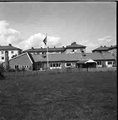 Dagbarnhemmet Fogdegatan. Barnens Gård. 12/7 1958