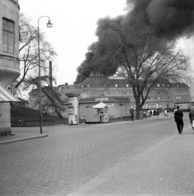 Branden på Vedgårdsholmen, Bruuns magasin, 14/5 1962