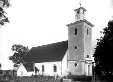 Ryssby kyrka exteriör norra sidan