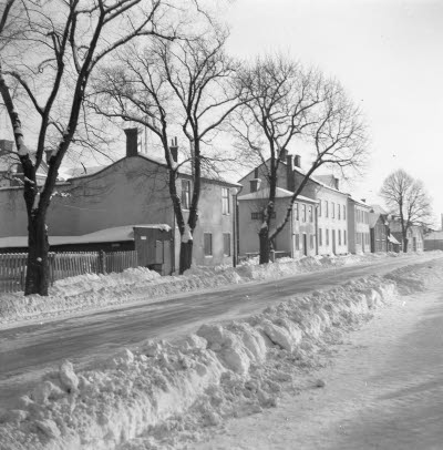 Norra vägen mot Skvallertorget från Norrgård