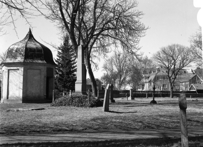 Gamla kyrkogården med Stagnelius gravkor, 1939