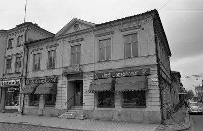 Larmtorget 7 kv Blockmakaren 1975 Drott