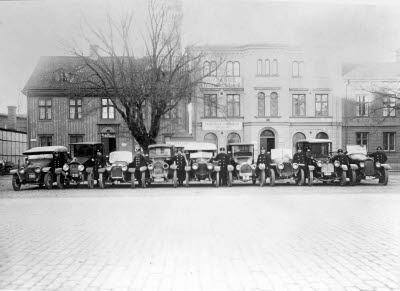 Bilstationen på Larmtorget