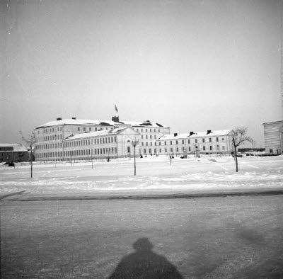 Läroverket från Malmbron