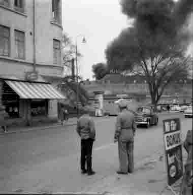 Branden på Vedgårdsholmen, Bruuns magasin, 14/5 1962