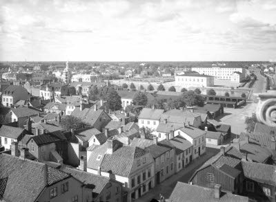 Utsikt från Domkyrkan Församlingshuset Fredriksskansgatan
