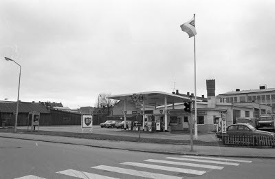 Bensinstationer kv Klensmeden 1975