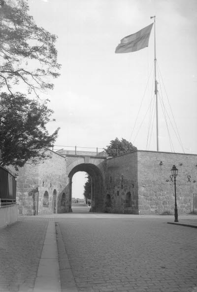 Kavaljeren Storbroporten