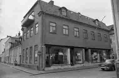 Hörnet Södra vallgatan Kaggensgatan kv Fältskären 1975