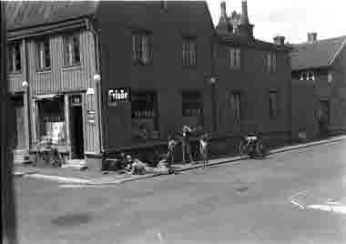 Hemvärnsövning hörnet Norra långgatan - Proviantgatan 21/6 1944