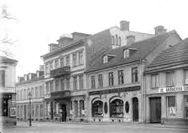 Parti av Larmtorget Juvelerare Gunnar Svenssons affär, Larmgatan