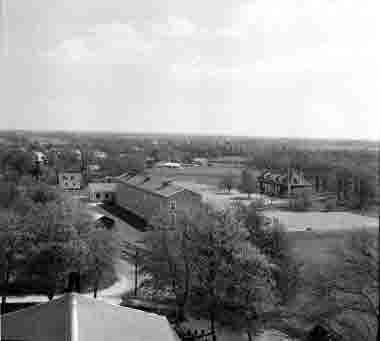 Utsikt fr√•n √Öby kyrka. √Öbyskolan 1957